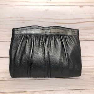 Vintage 80’s Ande Black Leather Clutch/Crossbody Gold Chain Strap
